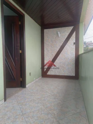 Imagem Sobrado com 3 dormitórios à venda, 135 m² por R$ 300.000,00 - Mutuá - São Gonçalo/RJ