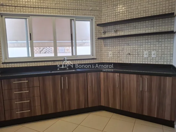 Imagem Ótima oportunidade com um preço imperdível!!

Esta casa está localizada em um condomínio fechad...