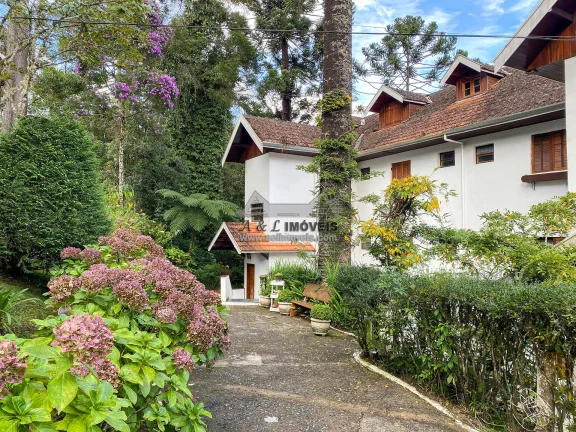 Imagem Apartamento à venda em Campos do Jordão – Com 106m2, área de lazer completa
