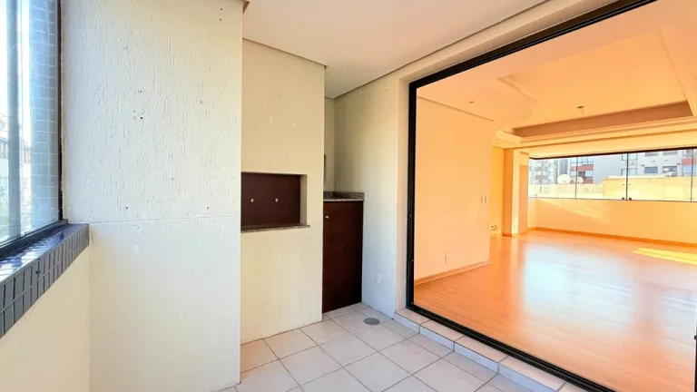 Imagem Apartamento à venda em Porto Alegre, Petrópolis, com 3 quartos, 103m2