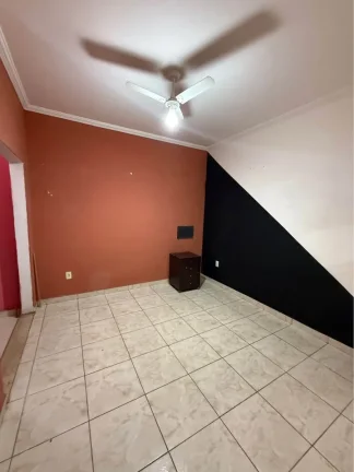 Imagem CASA DE FAMÍLIA: 4 QUARTOS, PISCINA E GOURMET POR APENAS R$ 600 MIL!