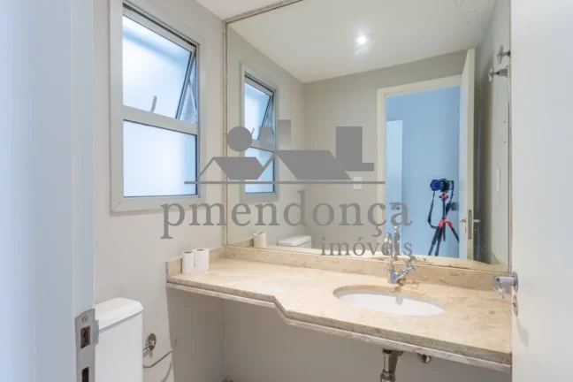 Imagem Apartamento Garden em Pinheiros com 4 quartos (1 suíte) e 2 vagas, 180m²