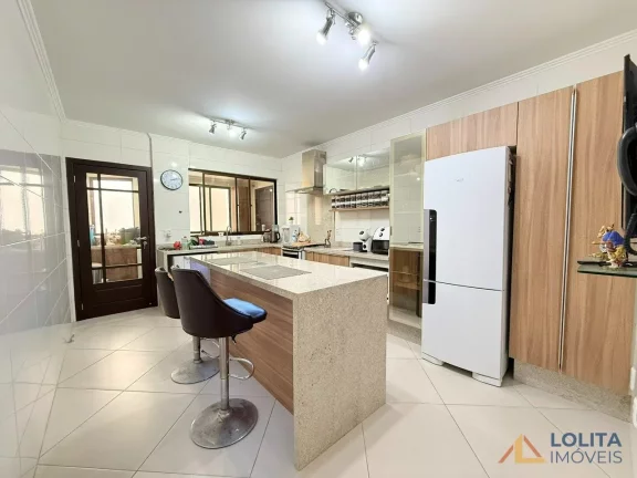 Imagem Oportunidade! Apartamento à venda no Estreito, Florianópolis.