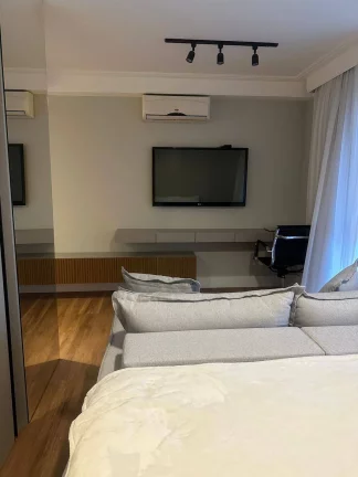 Imagem Flat para venda possui 31 metros quadrados com 1 quarto em Jardim Europa