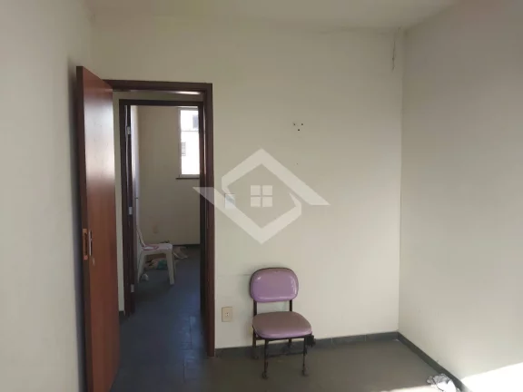 Imagem Alugo apartamento no Condomínio Toulon