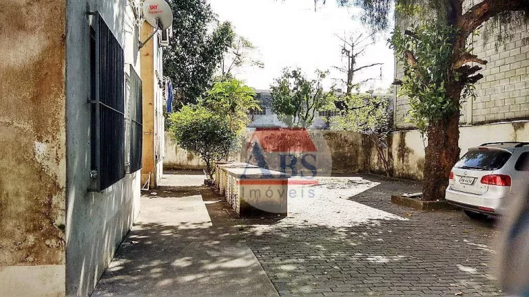 Imagem Apartamento com 2 dormitórios à venda, 50 m² por R$ 170.000,00 - Vila Paulista - Cubatão/SP