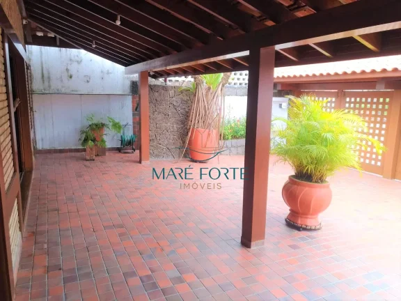 Imagem LINDA CASA BEM PERTINHO DO MAR!