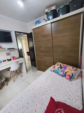 Imagem Casa com 2 dormitórios e 2 vagas de garagem - João Costa | Joinville/SC