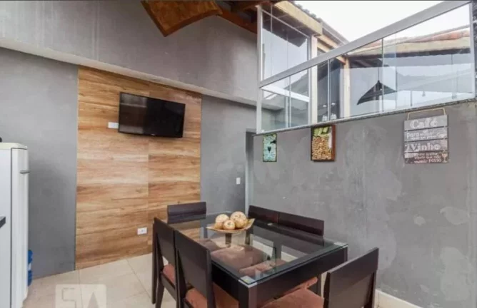 Imagem Cobertura Mobiliada 46 m²+46m² com 2 Dormitórios e 1 Vaga de Garagem