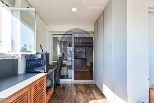 Imagem Studio de Luxo à Venda em Pinheiros - São Paulo-SP: 1 Quarto, 2 Salas, 1 Banheiro, 1 Vaga, 49m² de Pura Elegância!