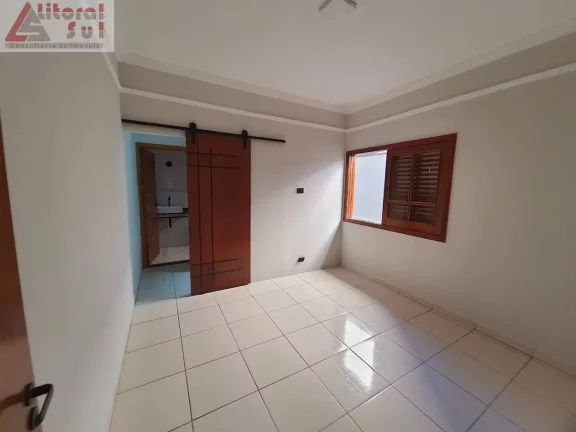 Imagem CASA RESIDENCIAL em PRAIA GRANDE - SP, MARACANÃ