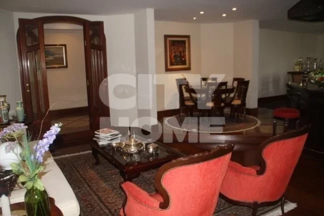Imagem Excelente apartamento com incríveis 450m2, 4 dormitórios ( 4 suítes ), 6 banheiros, living para 3...