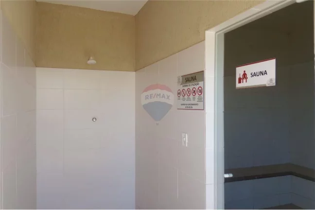 Imagem Lindo e Plano Terreno em Condomínio com Lazer Completo.
