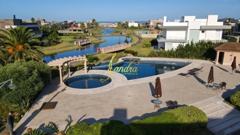 Imagem Lote em condomínio Beira mar com 444m2