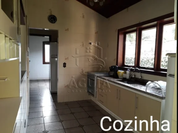 Imagem Ótima Casa em condomínio Fechado para Aluguel de temporada na Praia do Lázaro em Ubatuba !!!!