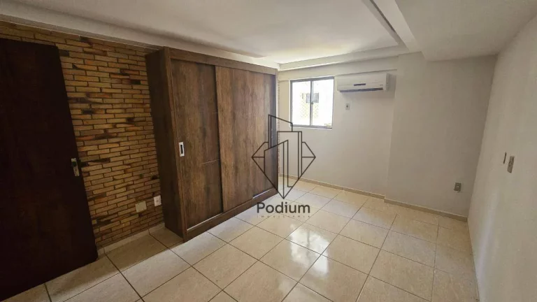 Imagem Apartamento com excelente localização próximo a restaurantes e padarias no bairro de Manaíra. - AP1832