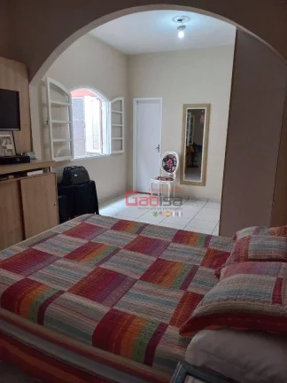 Imagem Casa com 3 dormitórios à venda, 600 m² por R$ 2.600.000 - São Cristóvão - Cabo Frio/RJ