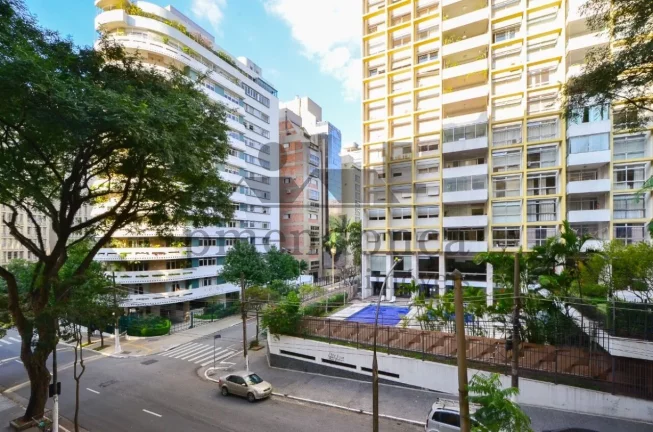 Imagem Oportunidade única no Edifício Higienópolis, apto com 252m²!