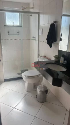 Imagem Apartamento com 3 dormitórios à venda, 140 m² por R$ 900.000,00 - Centro - Cabo Frio/RJ