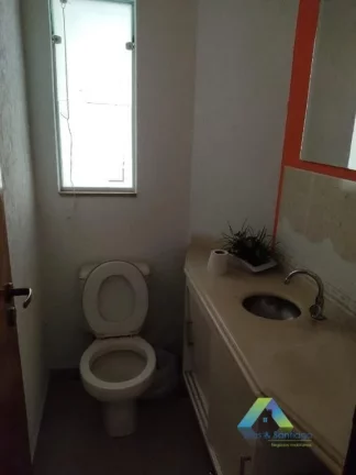 Imagem Lindo sobrado 3 suites, 4 vagas, espaço Gourmet localização privilegiada com excelente valor !