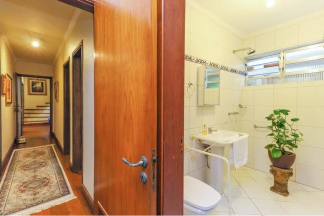 Imagem TFFB 357 Casa 610371003-24 - Casa à venda no bairro Três Figueiras - Porto Alegre/RS