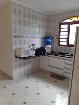 Imagem Casa para Venda em Peruíbe, Ana Dias, 2 dormitórios, 2 suítes, 1 banheiro, 3 vagas