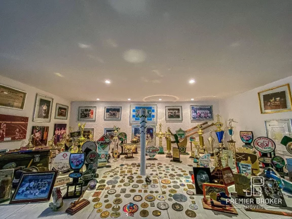 Imagem Casa à venda, 307 m² por R$ 1.800.000,00 - Tijuca - Teresópolis/RJ