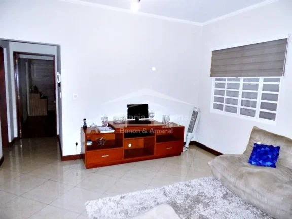 Imagem Casa a venda Bairro Jardim Chapadão! 
 assobradado!

 Piso térreo:

 01 suíte com closet e hidro ...