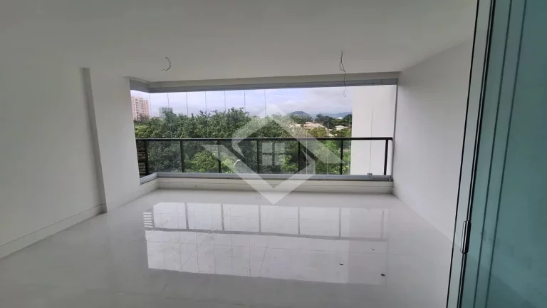 Imagem Apartamento de 4 Quartos para Venda na Barra da Tijuca com 147 m²