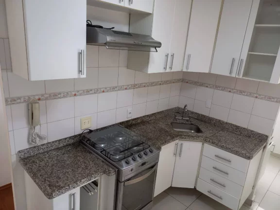 Imagem Apartamento com 2 dormitórios à venda, 49 m² por R$ 247.000 - Vila Luzita - Santo André/SP