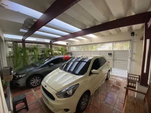 Imagem Sobrado à venda 3 Quartos, 1 Suite, 2 Vagas, 165M², Jardim, Santo André - SP