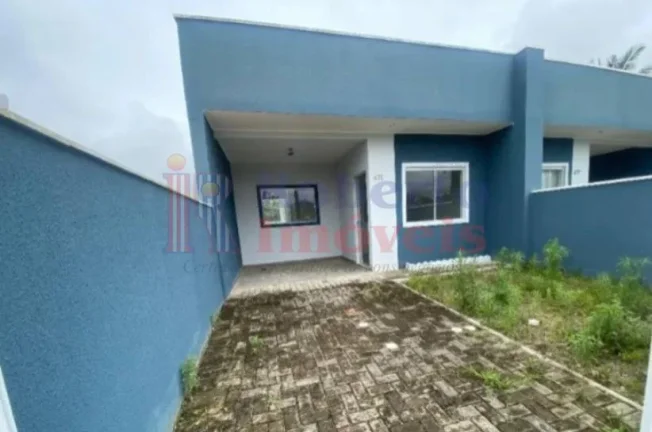 Casa com 2 quartos à venda, 70m2
