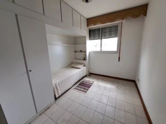 Imagem APARTAMENTO AMPLO COM 3 DORMITÓRIOS NO CALÇADÃO DA PRAIA DE PITANGUEIRASCOM EXCELENTE VISTA.