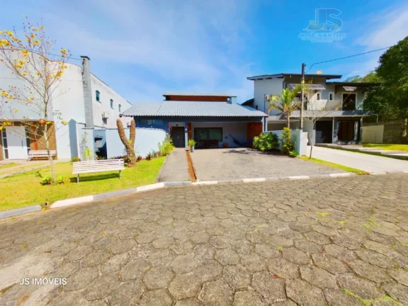 Foto do imóvel: VENDE - SE SENSACIONAL CASA DE CONDOMÍNIO EM MAITINGA BERTIOGA - SP.