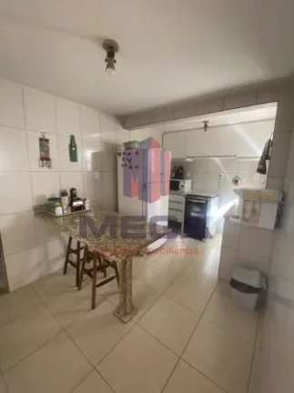 Imagem CASA COM EXCELENTE 3 ANDARES, ESTRUTURA COM LOCALIZAÇÃO PRÓXIMO A VIA DE ACESSO A 3 ª PONTE!