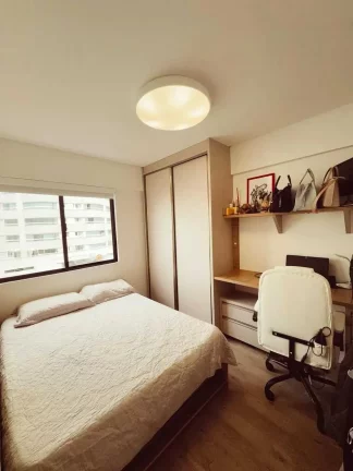 Imagem Apartamento com 2 dormitórios e 1 vaga de garagem em – Balneário Camboriú/SC