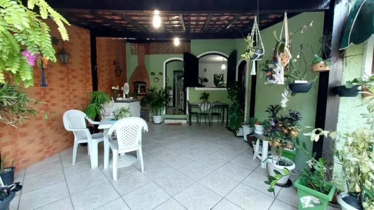 Imagem Casa de condomínio à venda em São Gonçalo, Centro, com 3 quartos, 240m2
