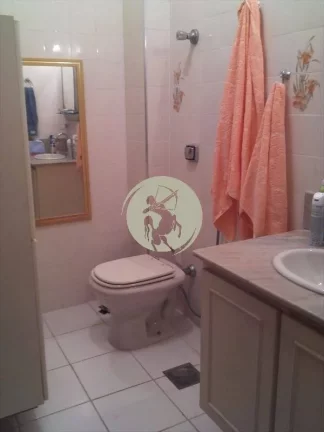 Imagem Oportunidade! Apartamento a venda no bairro da Pompéia em Santos
