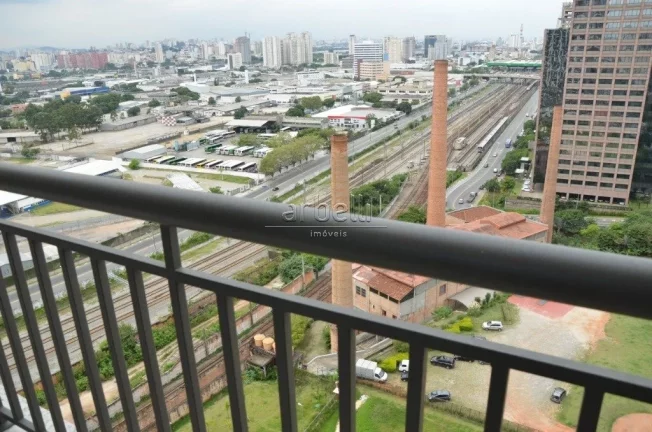Imagem Sala comercial recém reformada no decimo sétimo andar, com 42 metros quadrados, com 1 banheiro, co...
