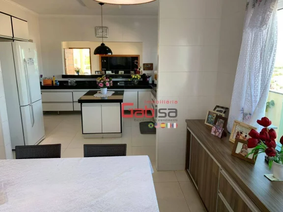 Imagem Casa com 5 dormitórios à venda, 210 m² por R$ 890.000,00 - Guriri - Cabo Frio/RJ