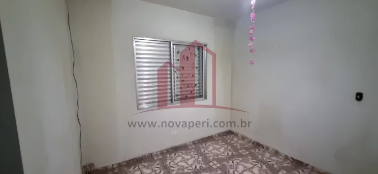 Imagem Imperdível casa à venda em Francisco Morato-SP, Jardim Professor, com 3 quartos, 1 sala, 3 banheiros, 2 vagas de garagem.
