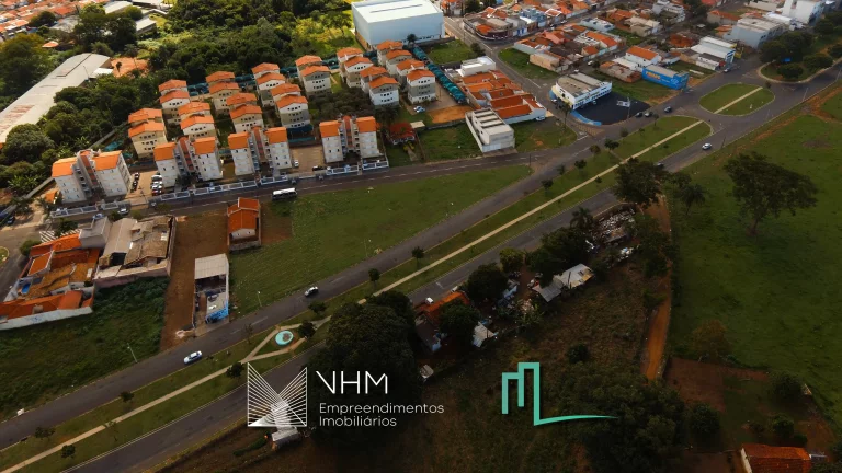 Imagem AMPLA ÁREA RESIDENCIAL/COMERCIAL DISPONIVEL PARA NEGOCIAÇÃO - Á 7 KM DO CENTRO DE FRANCA/SP - 2,1 KM DA RODOVIA CANDIDO PORTINARI