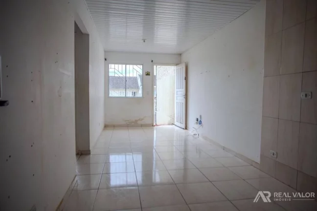Imagem Casa para Locação de 02 Dormitórios no Bairro Estados em Fazenda Rio Grande Condomínio Jardim Paraiso