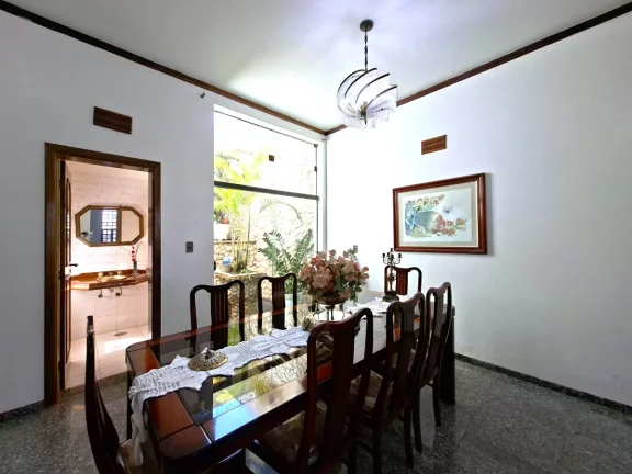 Imagem Sobrado para venda em Residencial Baldassari com 5 quartos, sendo 1 suíte, 368m2