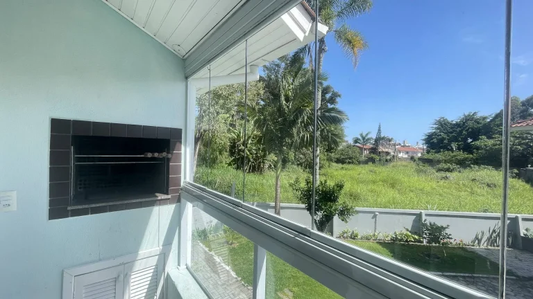 Imagem Apartamento para locação Canasvieiras, 3 dormitórios.