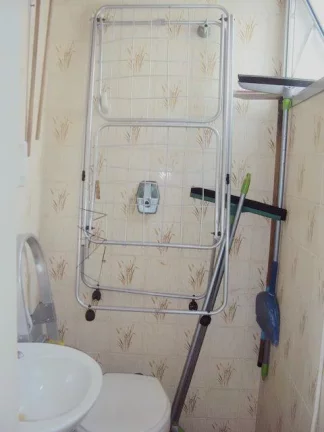 Imagem PITANGUEIRAS- NA QUADRA DA PRAIA , LOCALIZAÇÃO PRIVILEGIADA , GARAGEM NO PRÉDIO.
