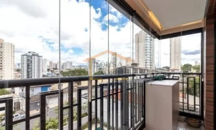 Imagem Apartamento com 70 m² de área útil, composto por 2 dormitórios, sendo 1 suíte, e 2 banheiros. D...