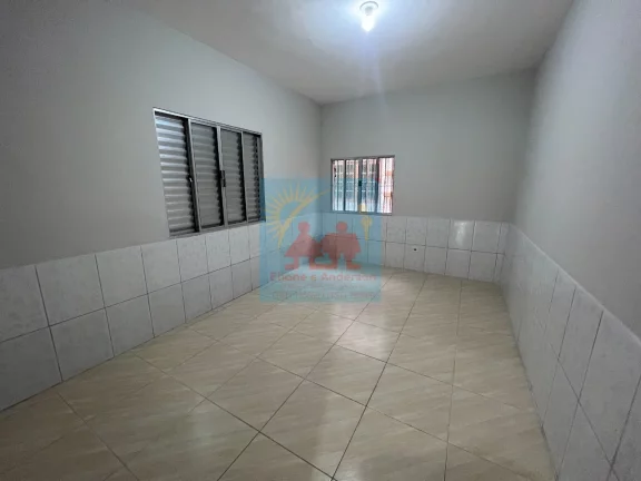 Imagem Casa na zona 2 da Ocian, Praia Grande 325mil