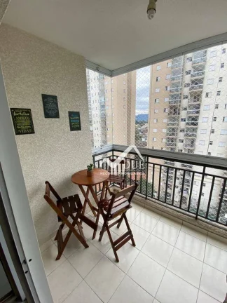 Imagem Vende-se apartamento com 2 dormitórios com área de lazer