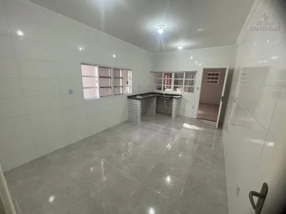 Imagem Residência na Praia Grande, com 3 quartos, sendo 1 suíte, e churrasqueira.